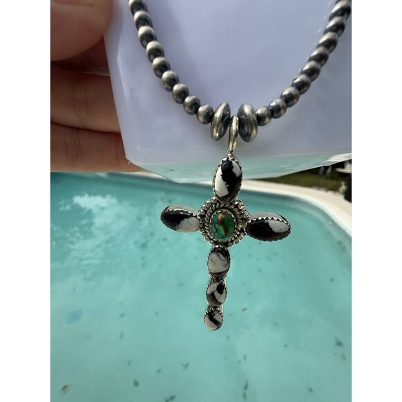 OOAK Artisan Peacock Dahlia White Buffalo Desert Pearl Necklace & Cross Pendant - Picture 2 of 11